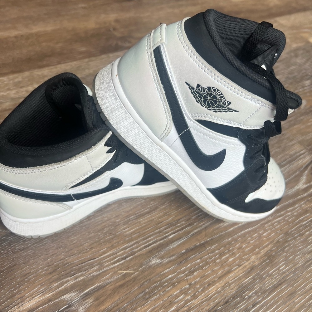 Nike Kids Sneakers Black White - Picture 4 of 6